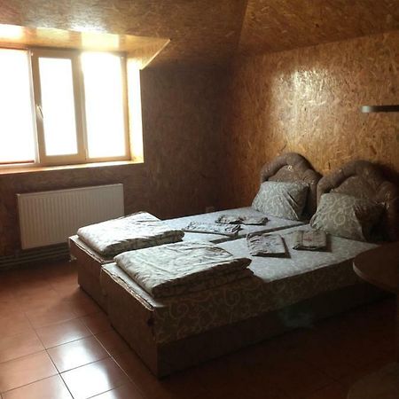 Кафе-Бар «У Дідуся» Vil'khy Extérieur photo