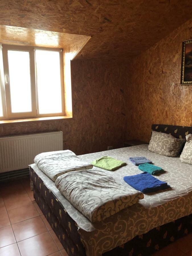 Кафе-Бар «У Дідуся» Vil'khy Extérieur photo